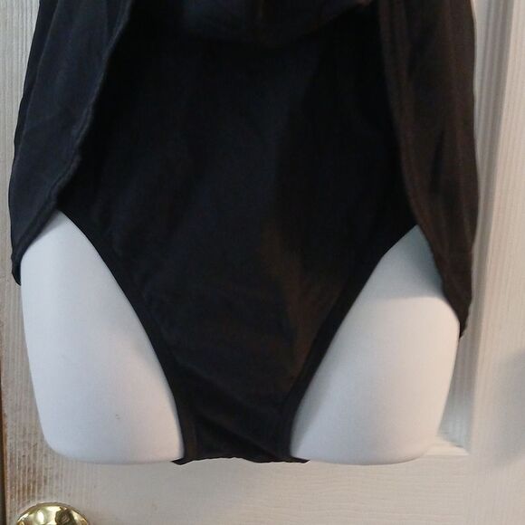 Black and turquoise skirted swim suit bathing suit Sz 12 NWOT - Picture 4 of 7